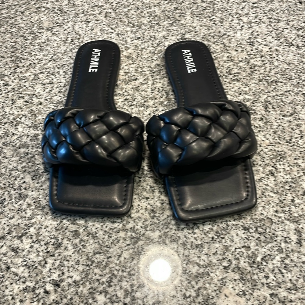 Women’s Braided Sandals